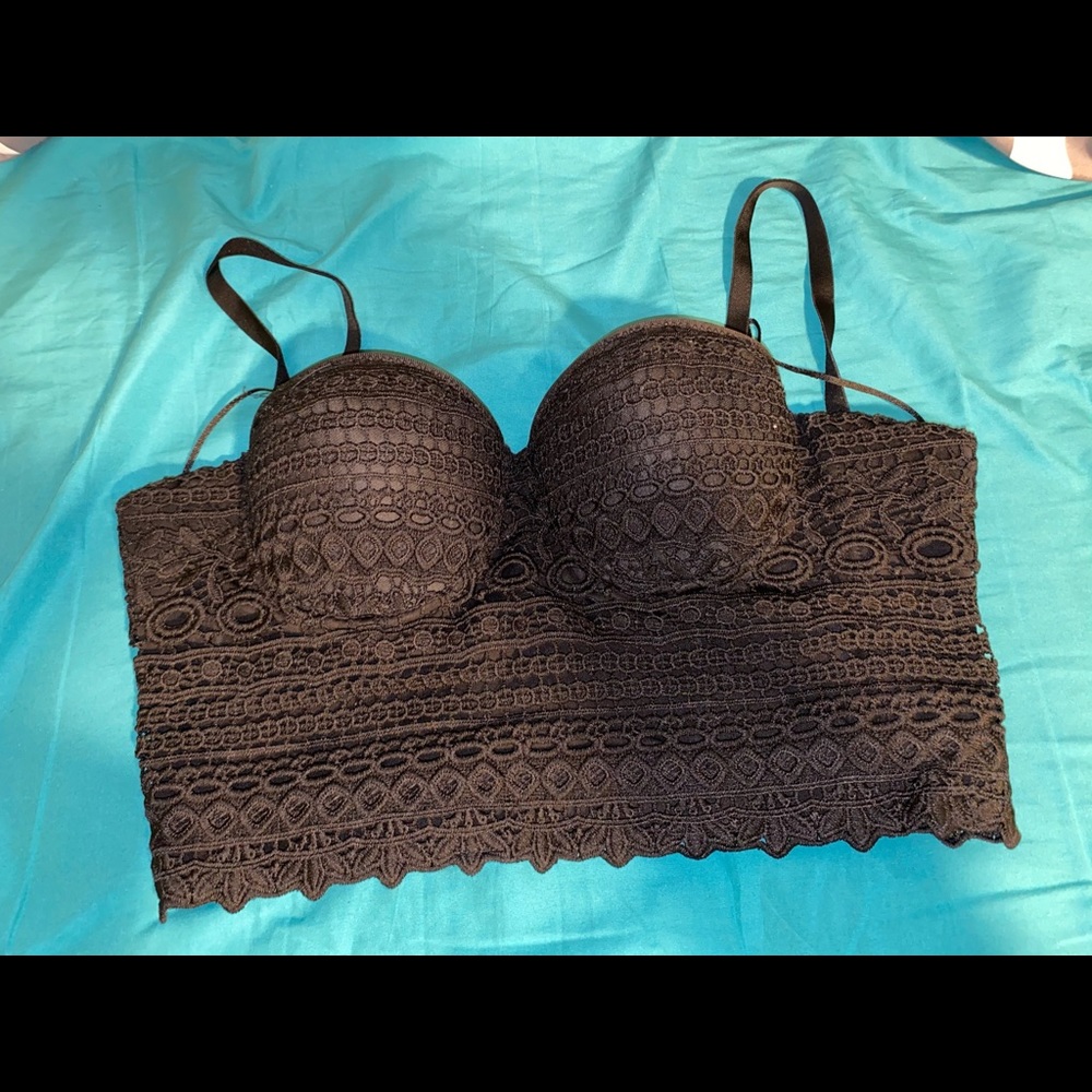 Sleeveless crop top